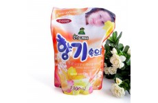 Nước xả mềm vải Sandokkaebi 1300ml - Freesia-Thế giới đồ gia