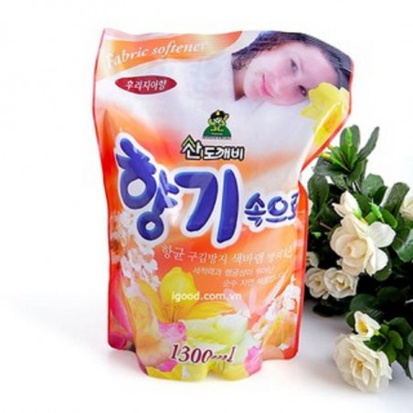 Nước xả mềm vải Sandokkaebi 1300ml - Freesia